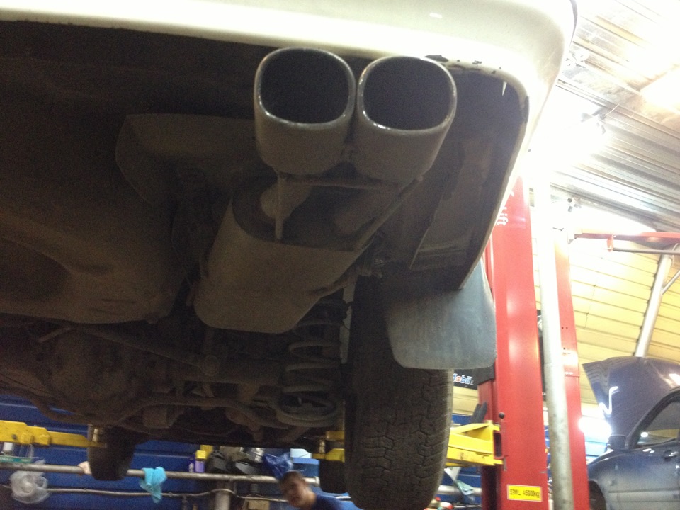 Фото прямоточной системы на штатной трубе. — Volvo 940, 2,3 л, 1998 ...