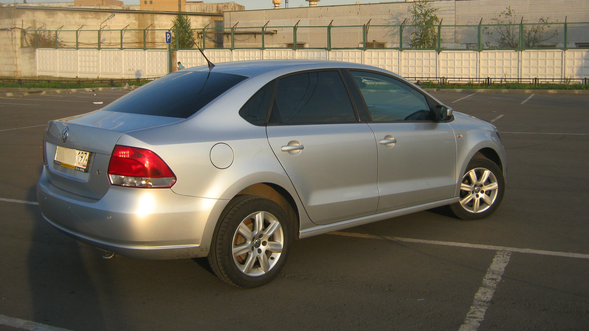 VW Polo 2011 Silver Leaf