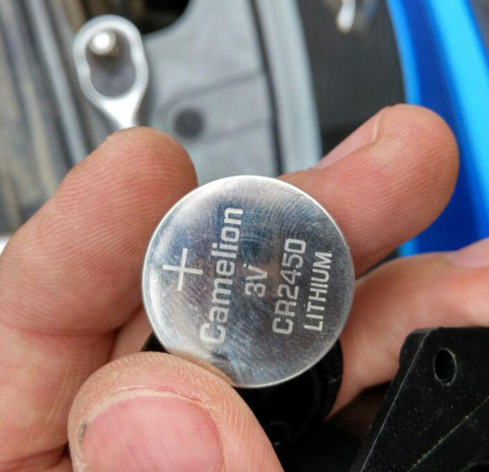 7232436s 960 Как отключить электронный счетчик моточасов