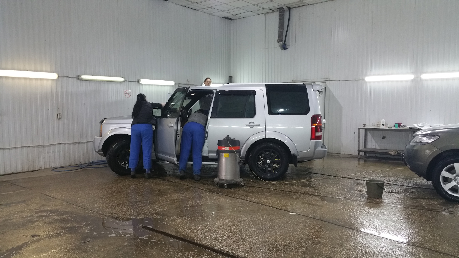 Едем в Саратов — Land Rover Discovery III, 3,6 л, 2008 года ...