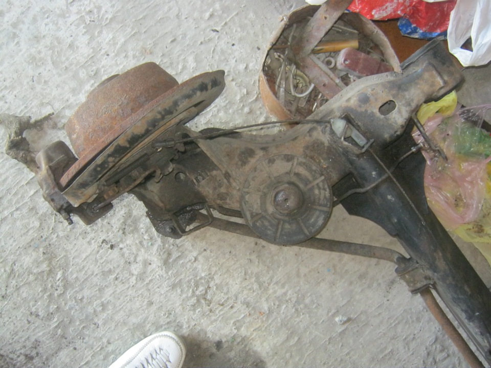 задняя балка гольф 2 с дисковыми тормозами. задняя балка volkswagen поло. задняя балка hyundai accent. задняя балка дисковыми тормозами. задняя балка дисковыми тормозами.