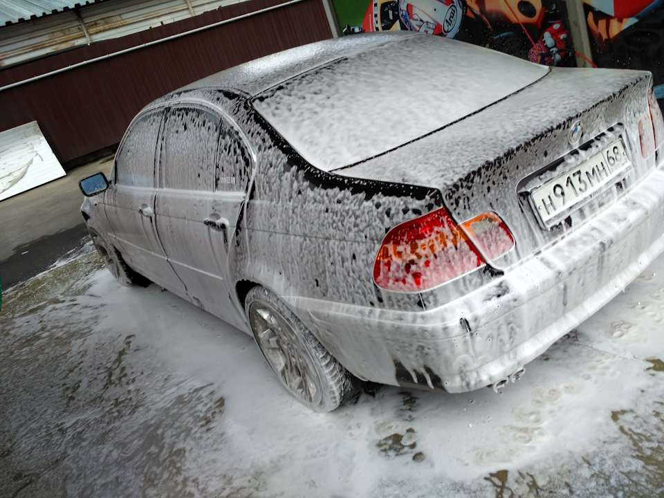 Мойка самообслуживание на киевке возле ГАИ — BMW 3 series (E46), 2,2 л ...