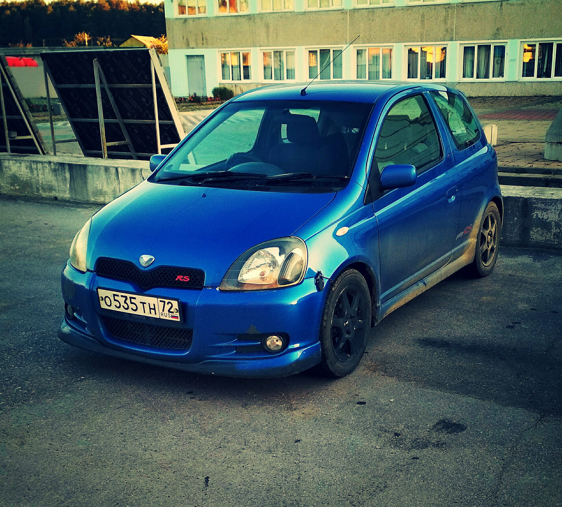 Toyota Vitz RS 2002