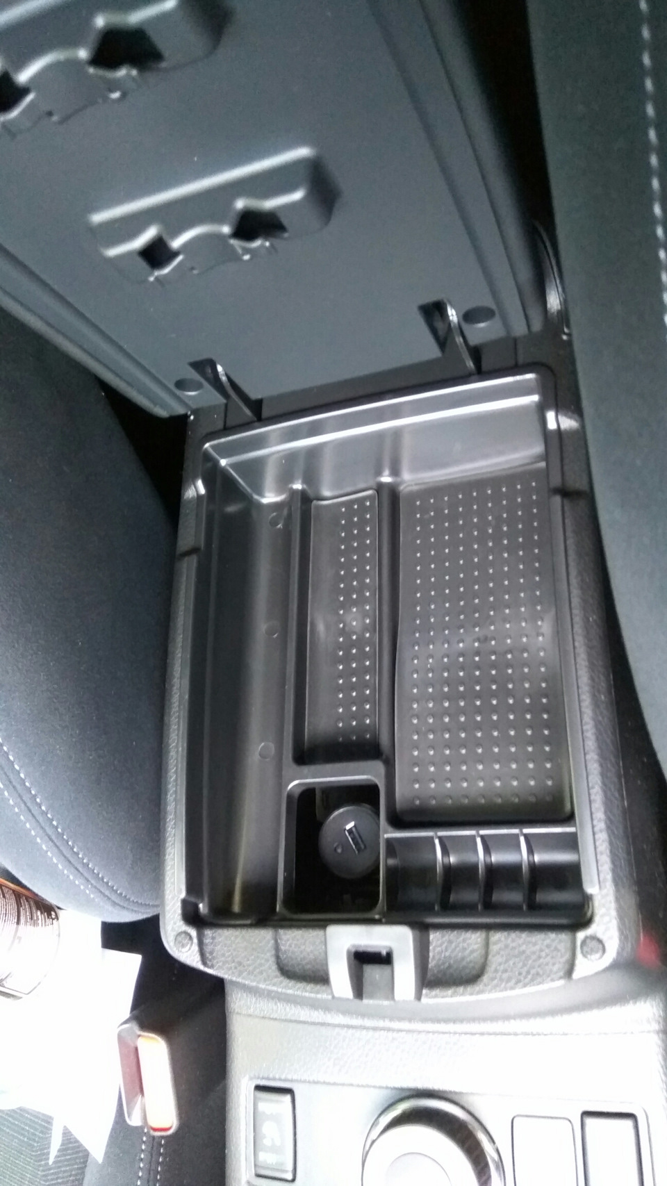 Фото в бортжурнале Nissan X-Trail III (t32)