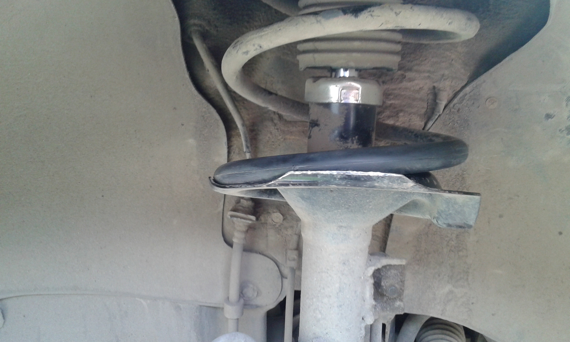 Резинки под пружины. — Mitsubishi Lancer Sportback, 1,8 л., 2008 года ...