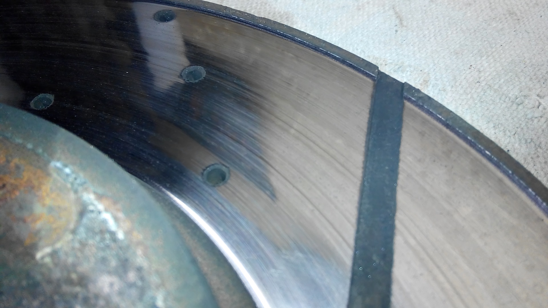 Замена колодок на тормозах 280 мм после 40000км — Chevrolet Aveo Sedan ...