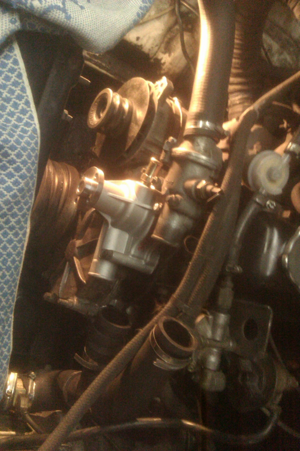 Потекла помпа — ГАЗ 3110, 2,5 л, 2000 года | своими руками | DRIVE2