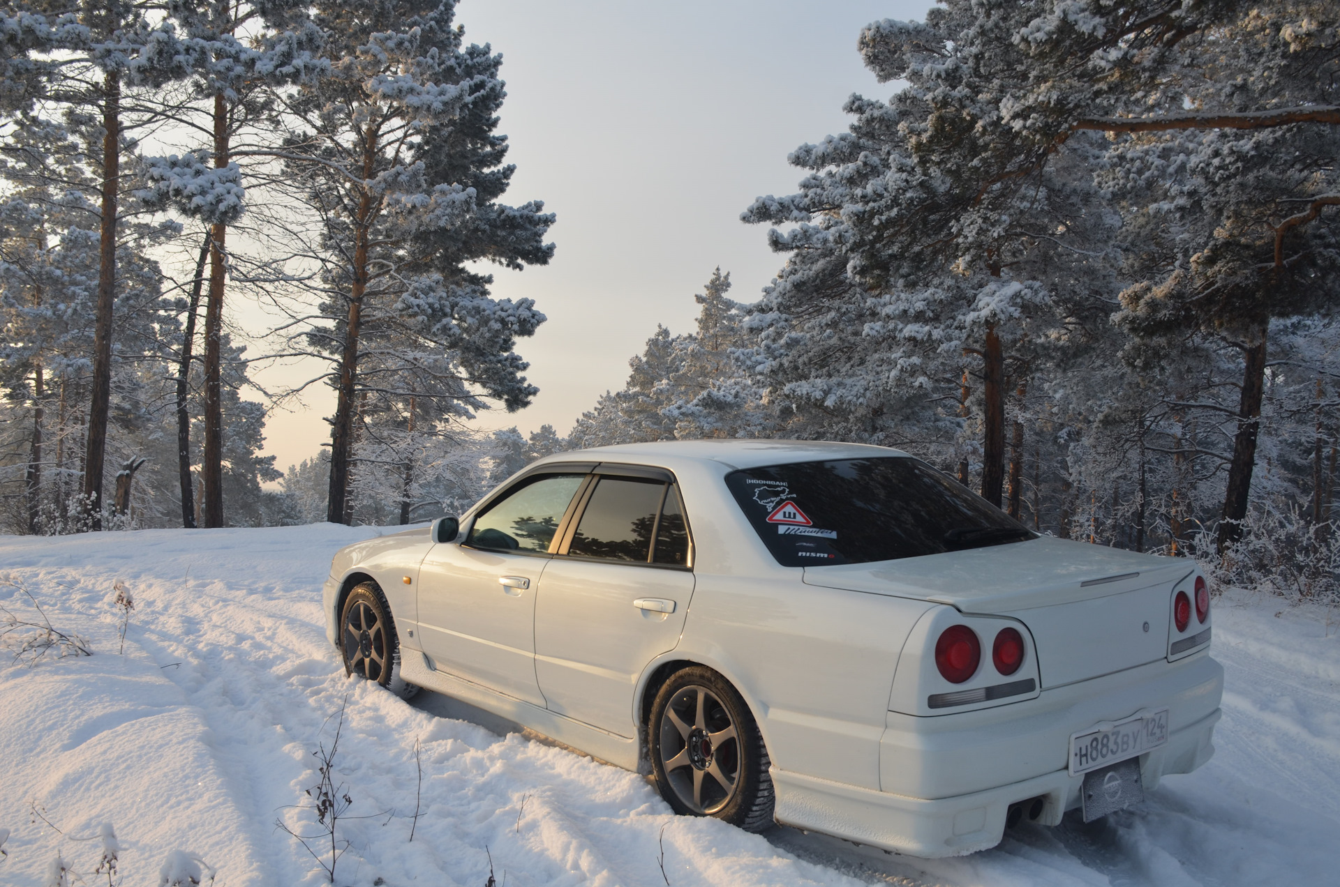 Nissan Skyline r34 зима