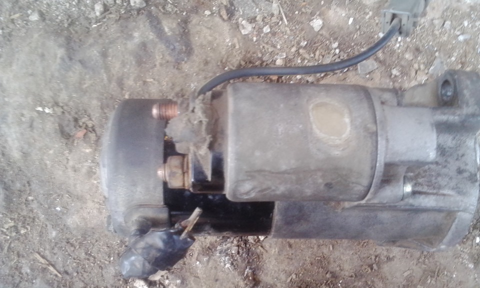 Стартер и втягивающие масса и акб… — Nissan Terrano II, 2,4 л, 1997 ...