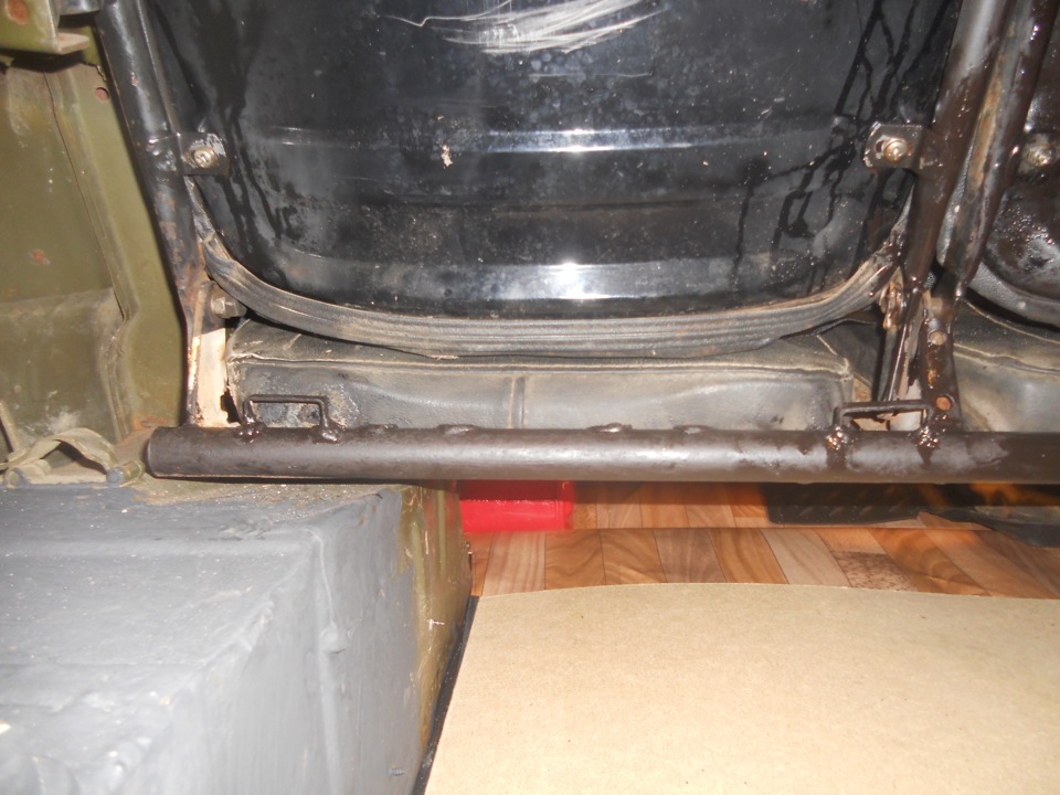 Latch крепления для детских сидений в "Уазе" — УАЗ 469, 2,5 л, 1981 ...