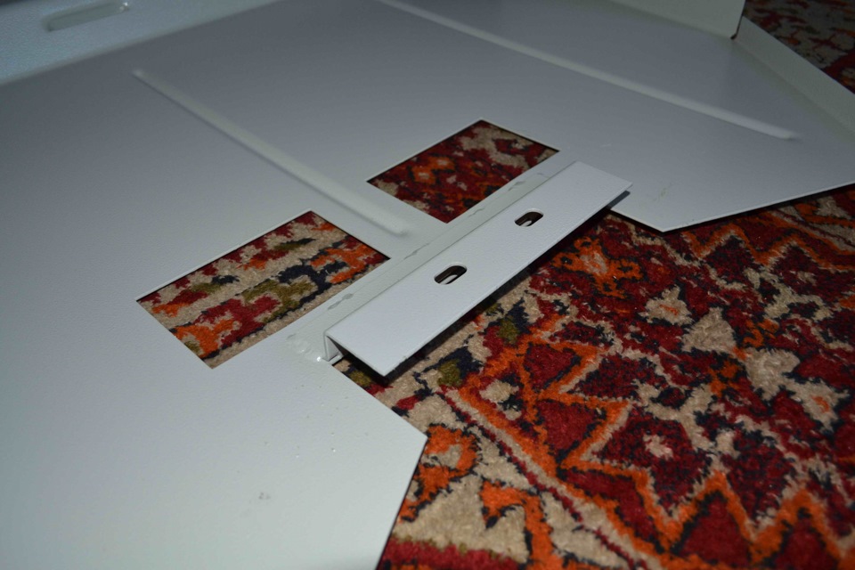 Вид среднего заднего крепления — Subaru Lancaster (BH)