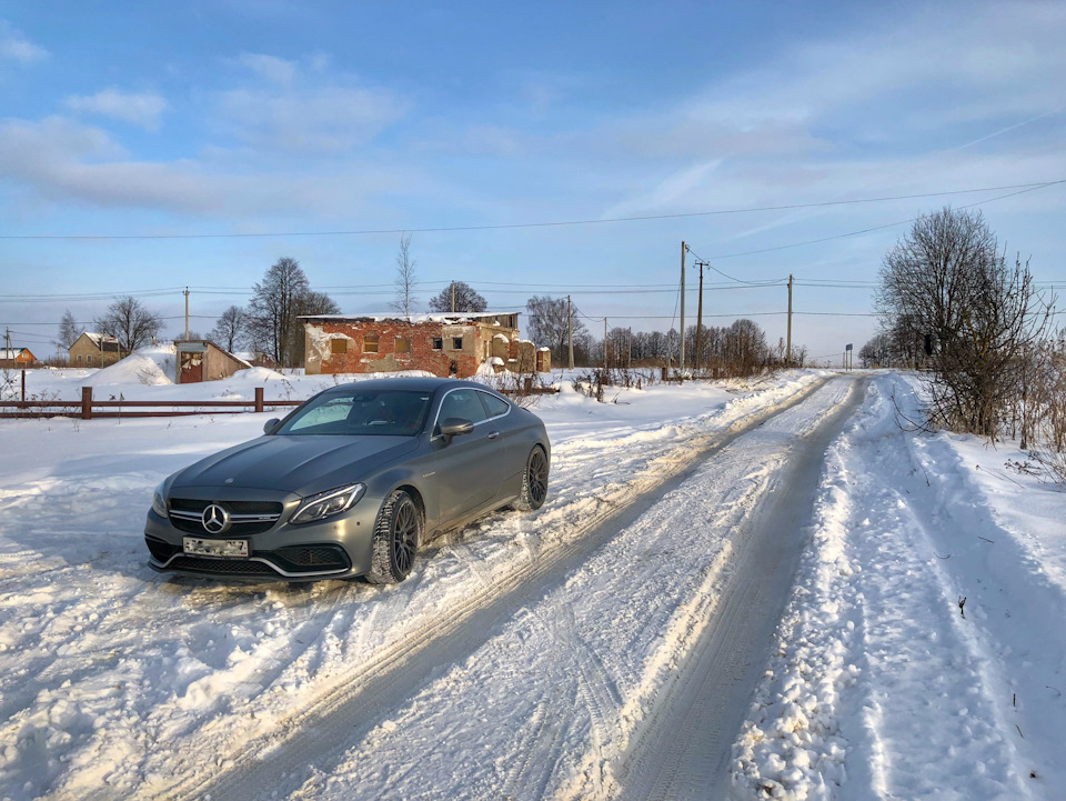 Зима c63 AMG