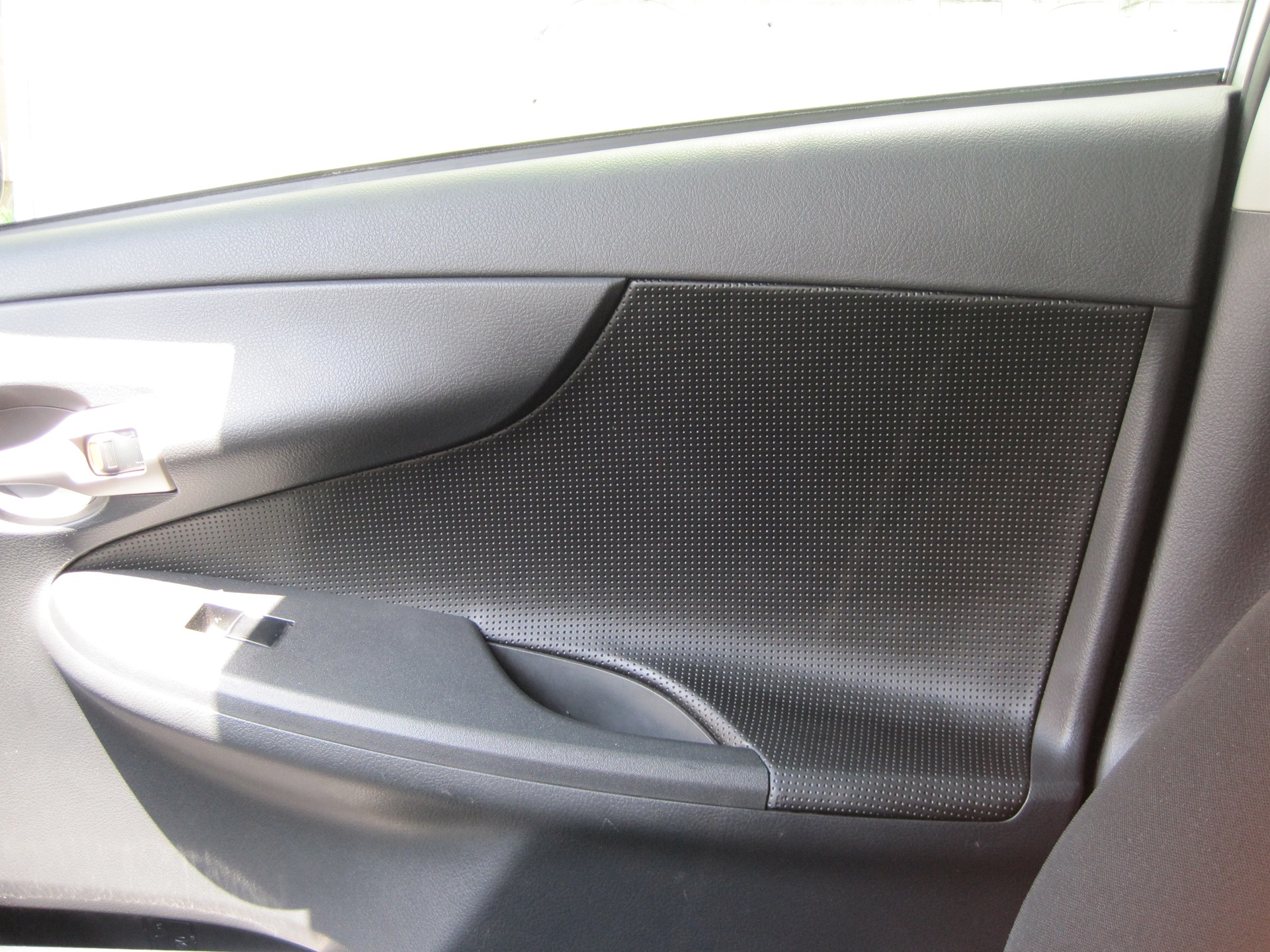 Perforation - Toyota Corolla 16L 2008