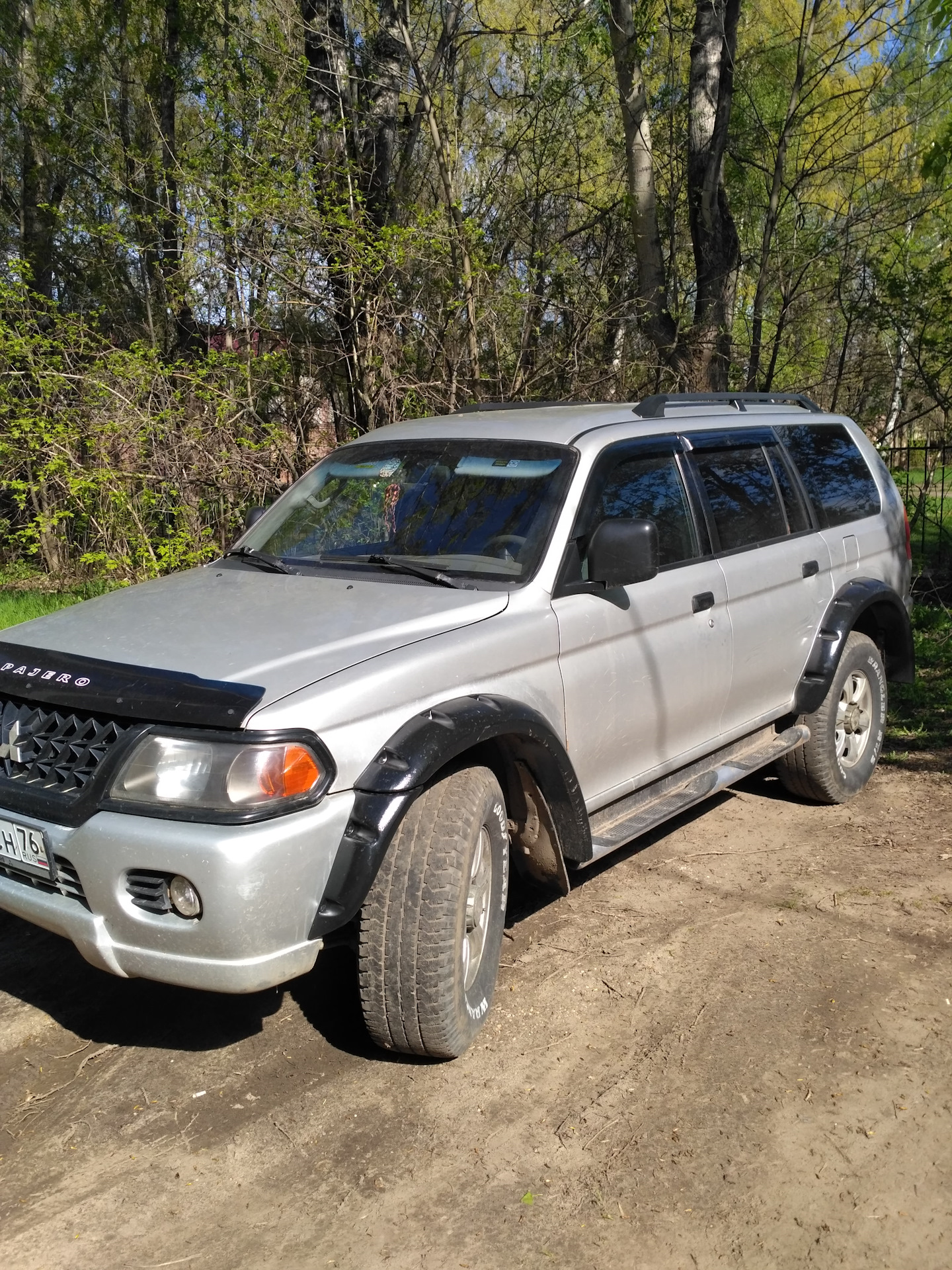 Mitsubishi montero sport. Митсубиси Монтеро. Митсубиши Монтеро спорт. Митсубиси Монтеро спорт 2. Митсубиси Монтеро спорт 2003 года.