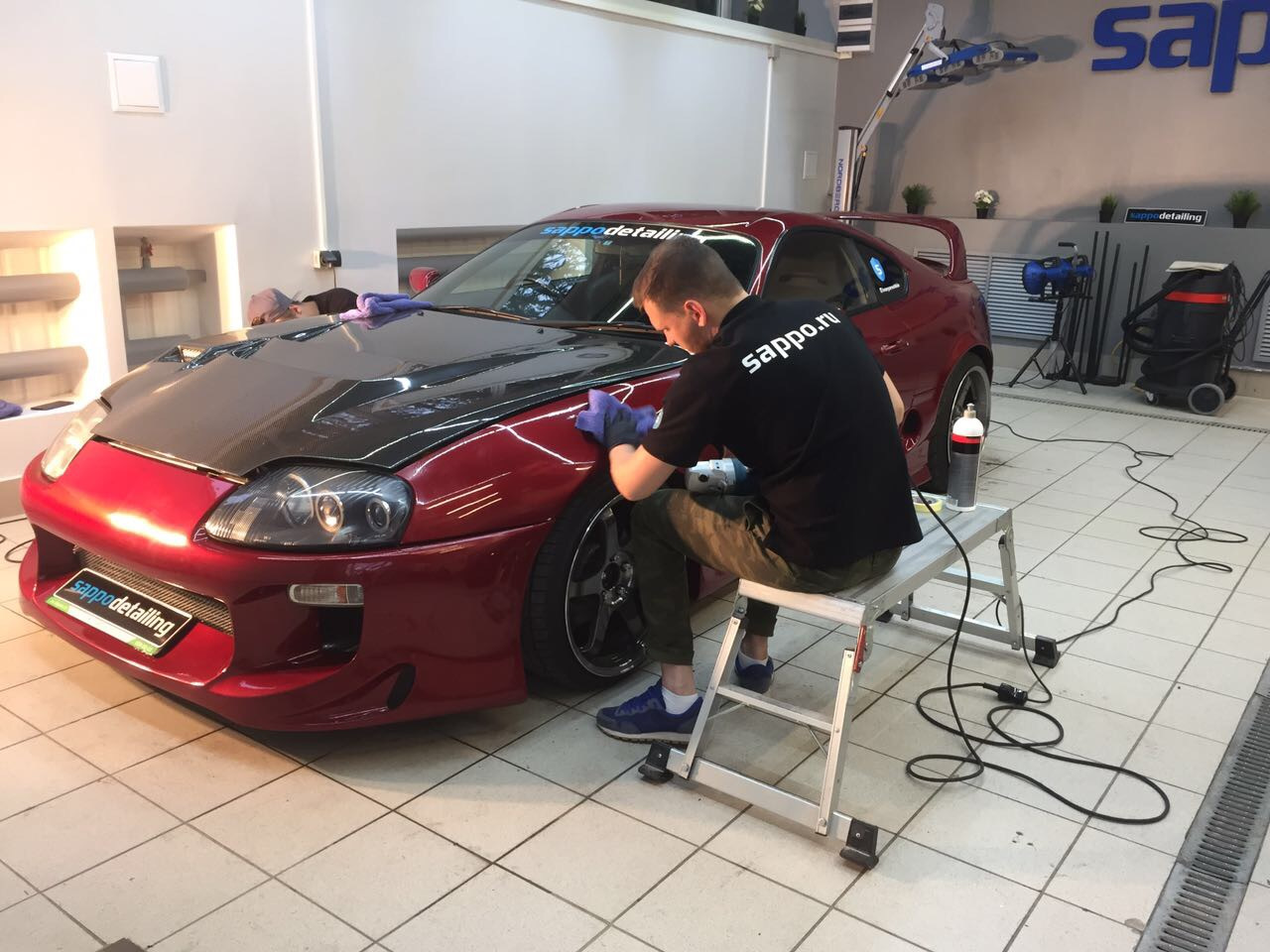 Sappo detailing. Саппо детейлинг. Sappo detailing СПБ. Sappo детейлинг здание. Зона отдыха Мастеров саппо детейлинг.