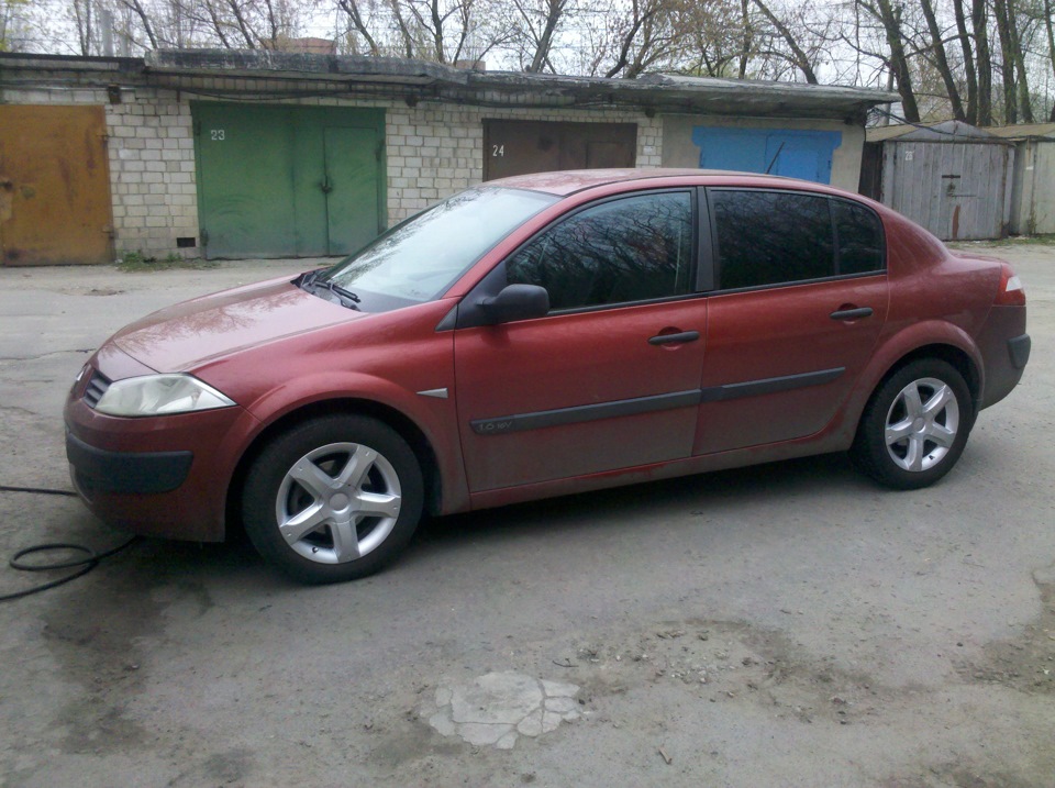 Диски меган 2. Renault Megane 2 205 60 r16. Р16 на Рено Меган 2.