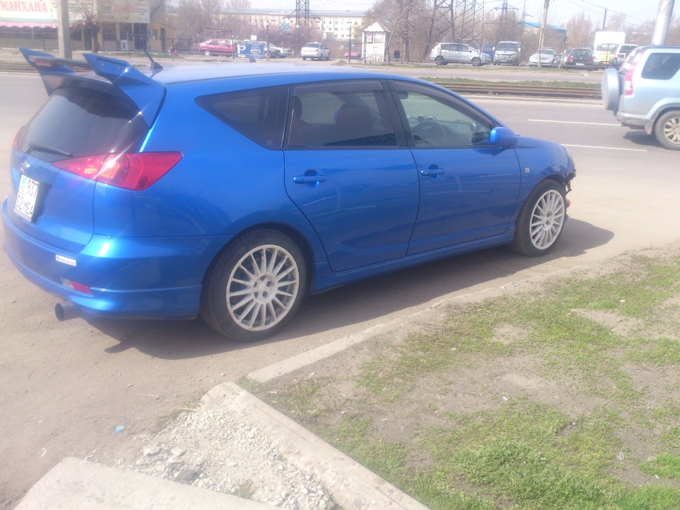 24) Yokohama и OZ — Toyota Caldina (241), 2 л, 2003 года | колёсные ...