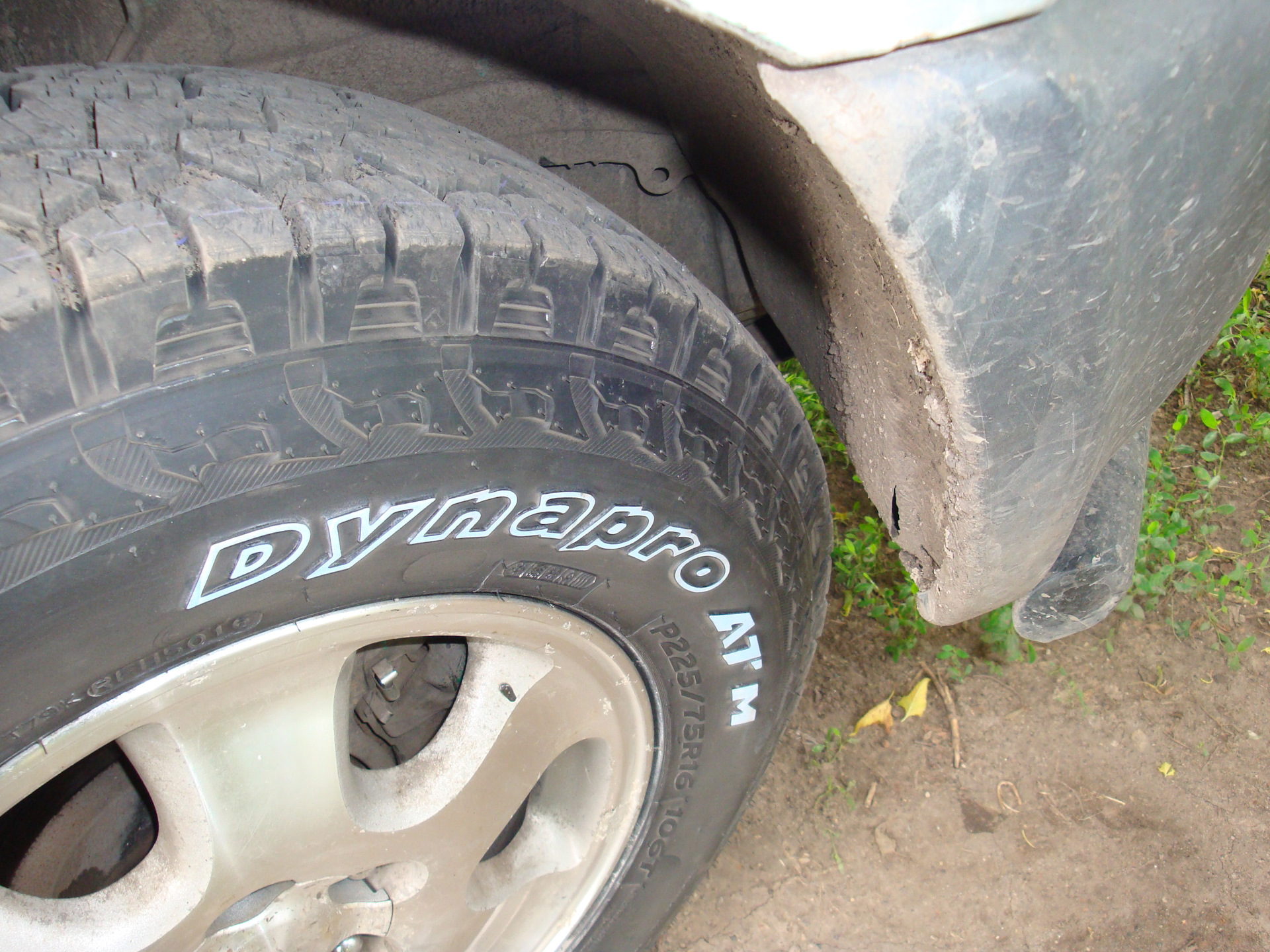 М 225 шина. Hankook 225 75 r16. Резина 225 75 16 на л 200. Ханкук Динапро АТ 225 70 16с на х Трейл т 31. 225 75r16lt на л200.