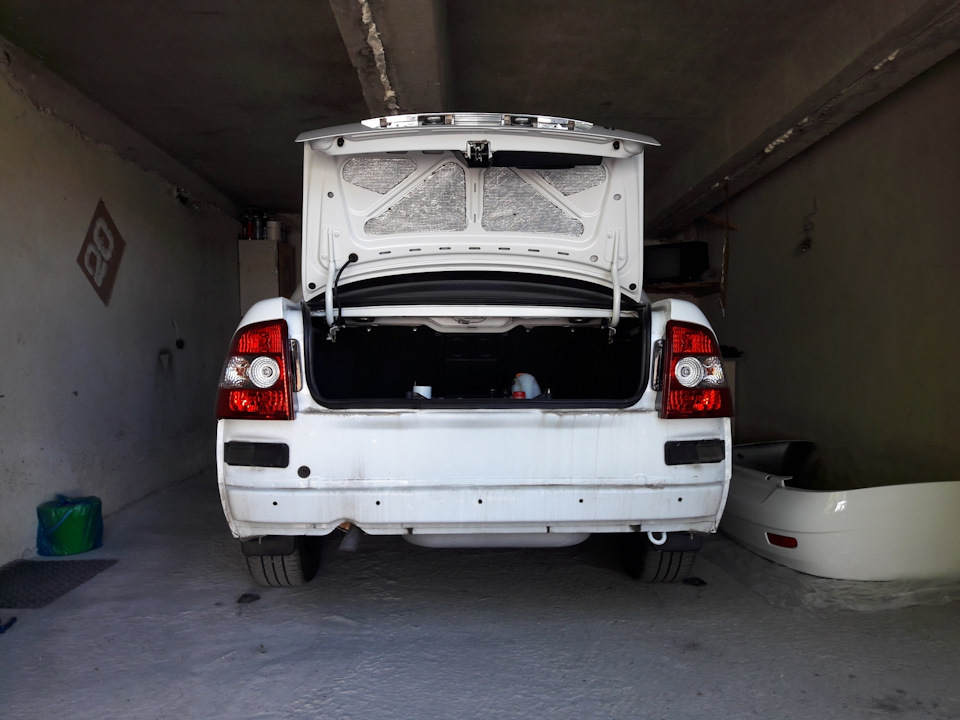 Анти коррозийная обработка — Lada Приора седан, 1,6 л, 2012 года ...