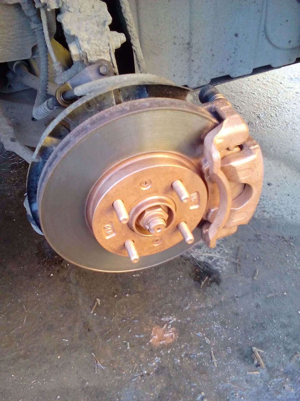 Да чтоб не прикипали… — KIA Rio (3G), 1,6 л, 2012 года | колёсные диски ...