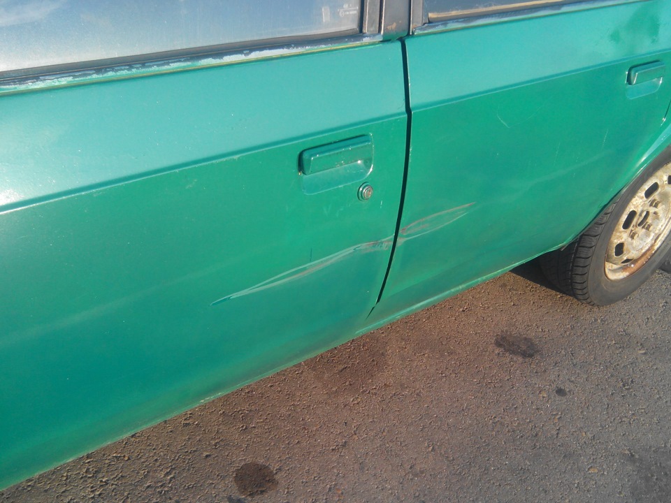 "Умеют" же парковаться… пид@р@сы… — Москвич 2141, 1,7 л, 1989 года ...