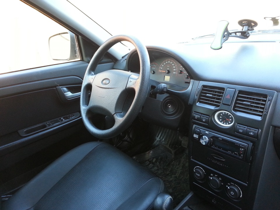 Красим салон в черный — Lada Приора Купе, 1,6 л, 2012 года | тюнинг ...