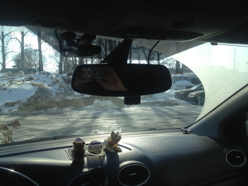 Запилил питание Регистратора и радар-детекотра от плафона )))) — DRIVE2