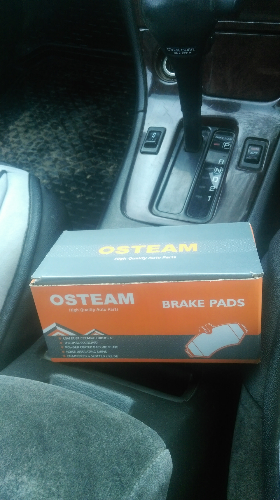 замена колодки и покраска суппорта — Nissan Cefiro (A32), 2 л., 1997 ...