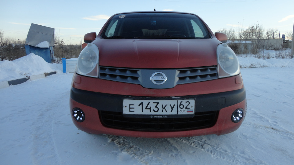 Nissan note 2013. Ниссан ноут красный. Ниссан ноут 1. Nissan note 1. 4 мт, 2008,.