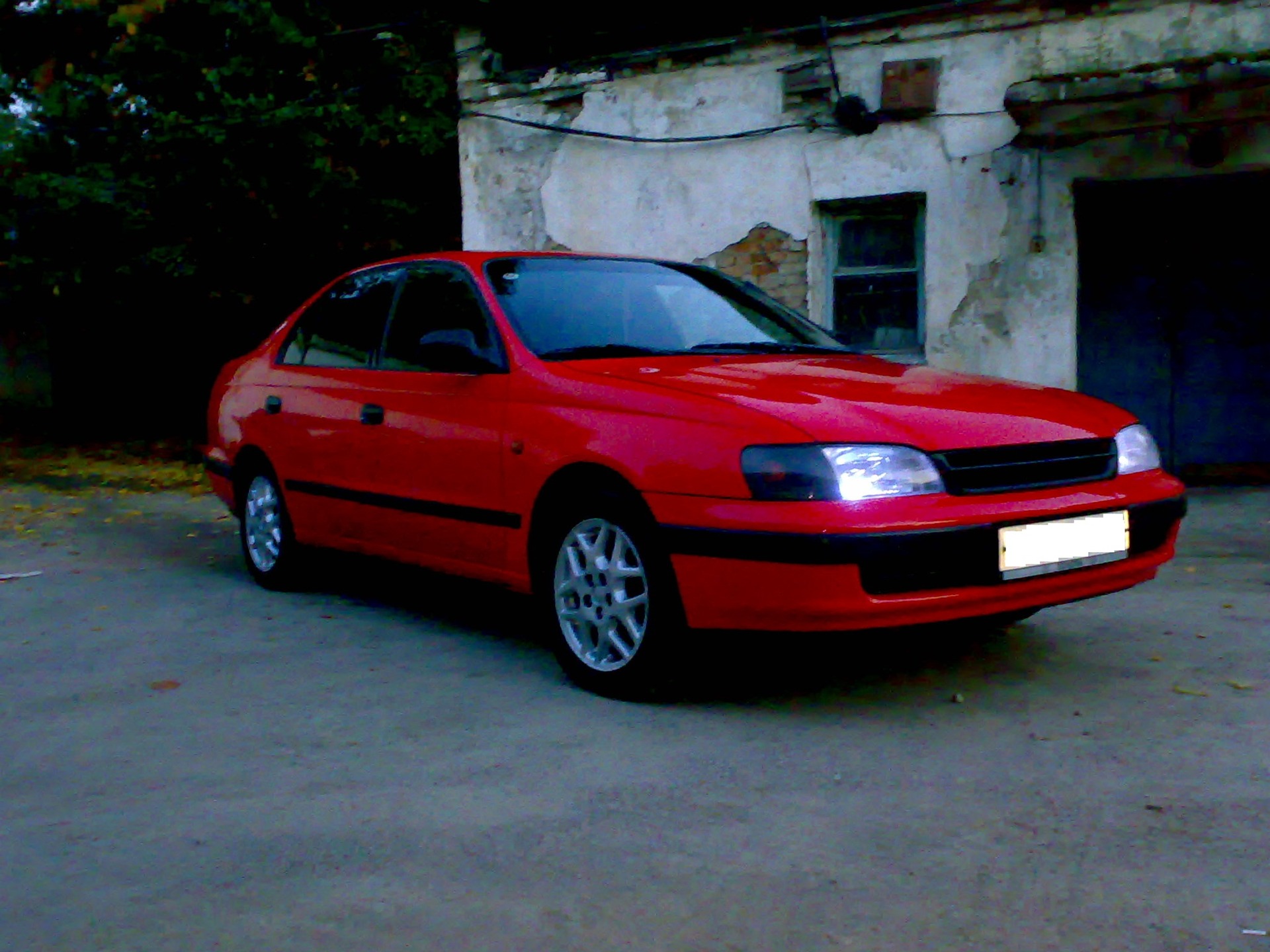   Toyota Carina E 16 1994 