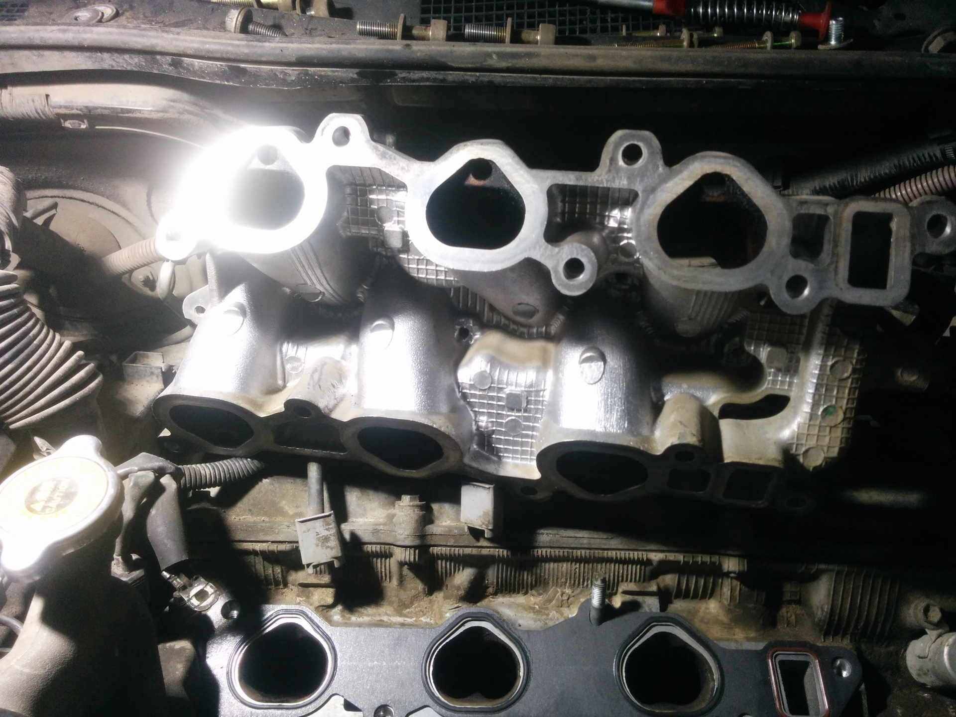 0 дизель. 0 дизель. Антифриз в развале блока 3. Течь антифриза туарег 3. Теплообменник gx 460.