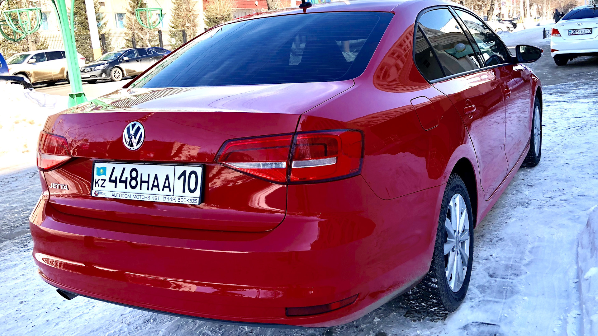 Volkswagen Jetta VI 1.6 бензиновый 2014 | КРАСНАЯ МАШИНА на DRIVE2