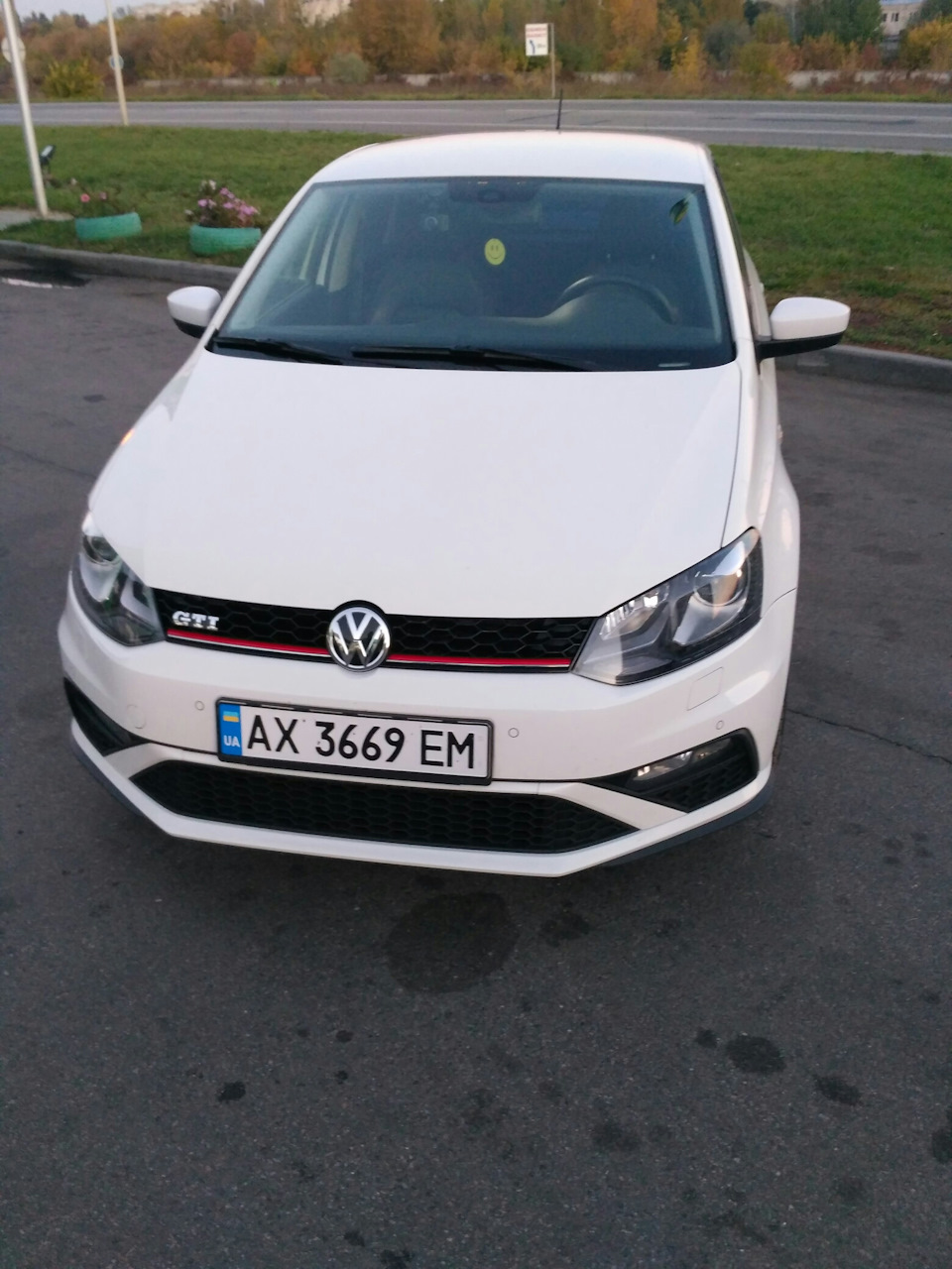 Бампер polo 6C0 GTI, стопы LED, задний бампер рестайл — Volkswagen Polo  Sedan, 1,6 л, 2013 года | продажа машины | DRIVE2