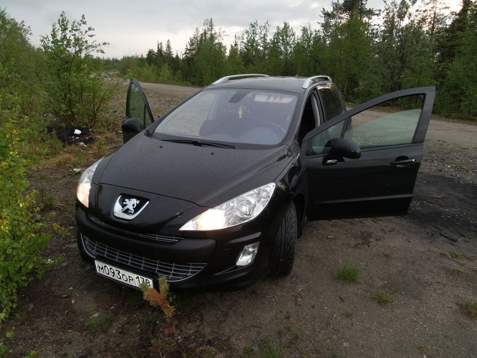 Фото в бортжурнале Peugeot 308 SW (1G)