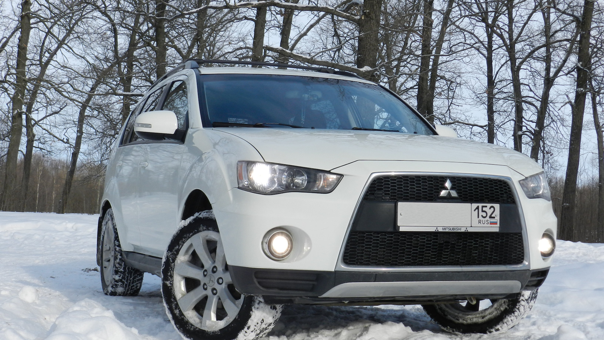 Л 2011. Outlander XL 2,4l 2011 год, 4605b909. Mitsubishi Outlander XL 2.4 на злой резине.