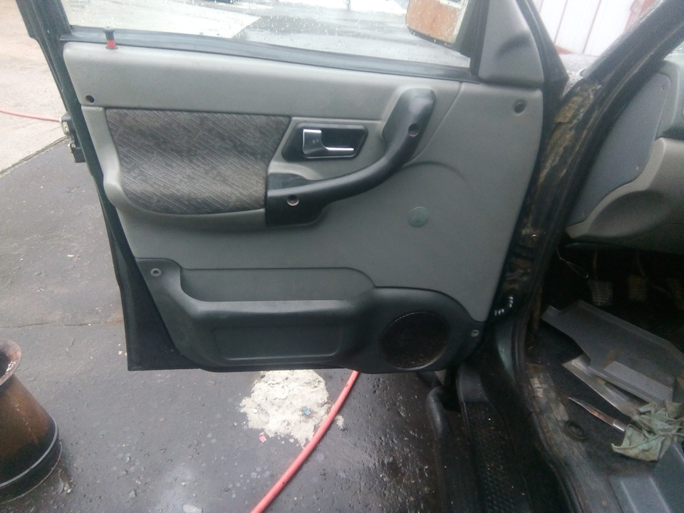 Замена резинок. — УАЗ Patriot, 2,7 л, 2006 года | своими руками | DRIVE2