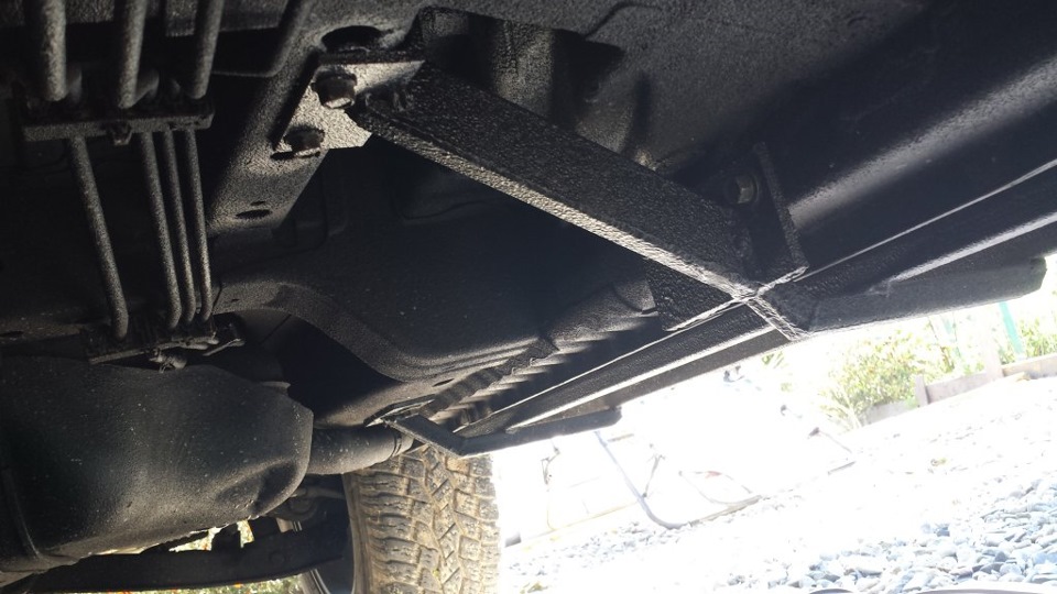 Подножка делика. Mitsubishi Delica d5 подножки. Подножки Делика д5. Ступенька подножка Mitsubishi Delica d5. Подножки Мицубиси Делика д5.