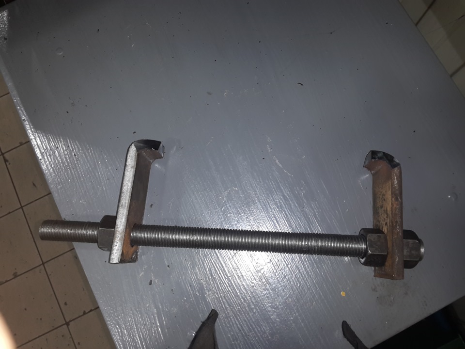 стяжка г-1 3. выравнивающая стяжка толщина. стяжки для пружин однозахватные 330 мм. минимальная толщина стяжки для водяного теплого пола. стяжка см сделать.