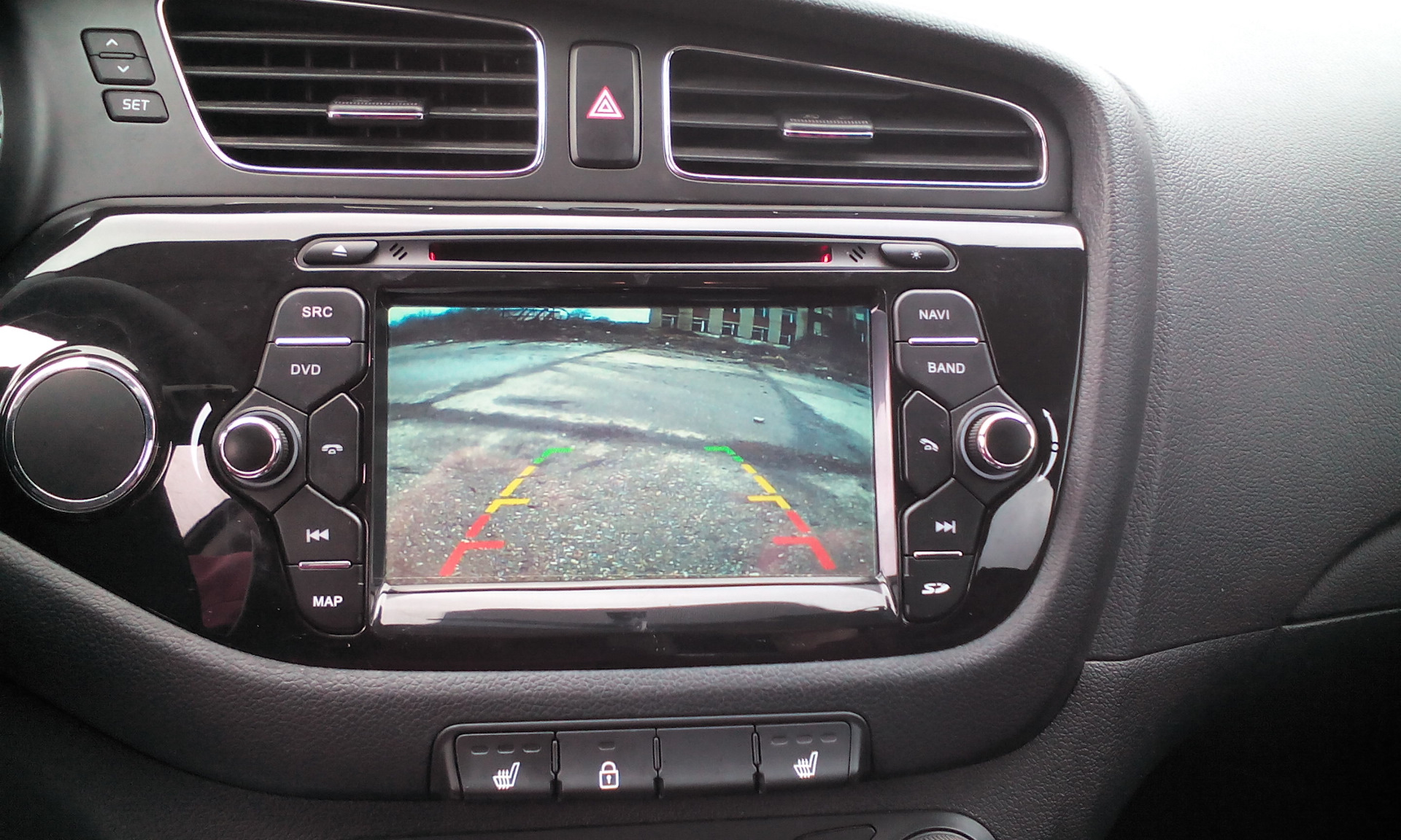 Установка камеры заднего вида и зеркала с монитором. - KIA Ceed SW (2G), 1,6 л,