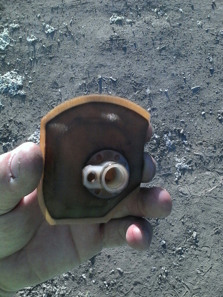 Заменил сетку на бензонасосе. — KIA Spectra, 1,6 л, 2007 года ...