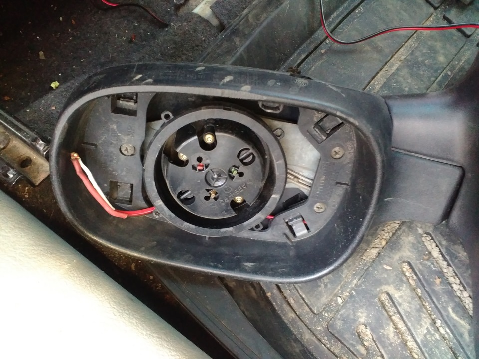 Подключение датчика наружной температуры — Renault Symbol, 1,4 л, 2002 ...