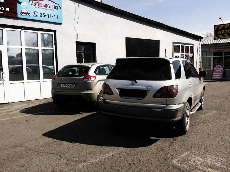 Фото в бортжурнале Toyota Harrier (1G). Запчасти на фото: C3511