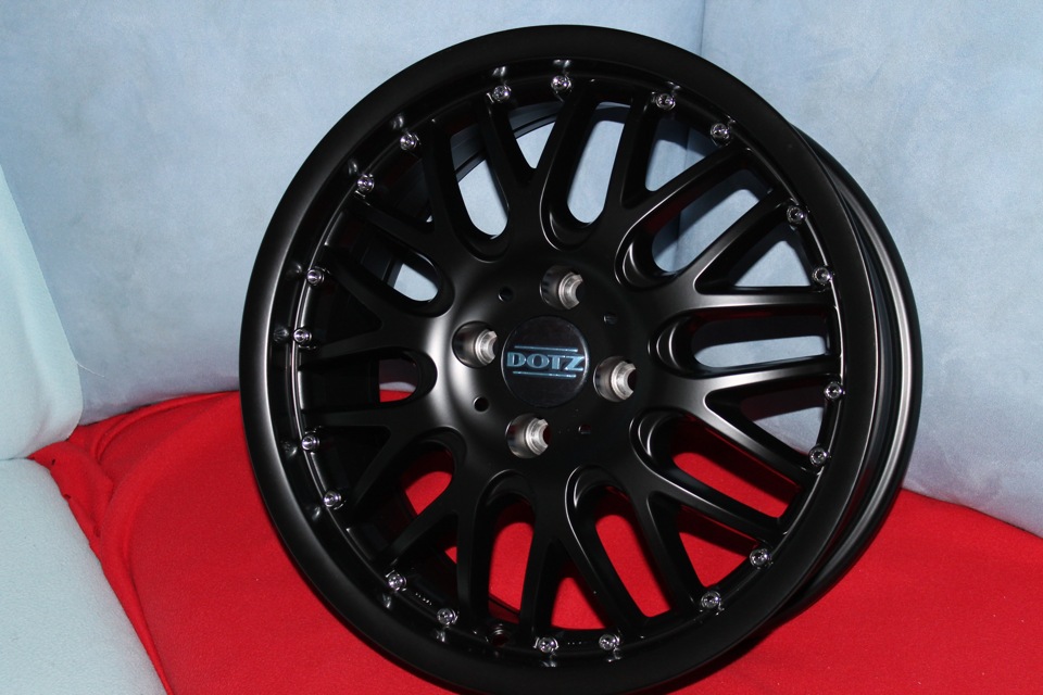 Диски dotz r17 5x114. Dotz mugello r16 dark. Aez antigua dark. Диски дарк. Диски дарк.