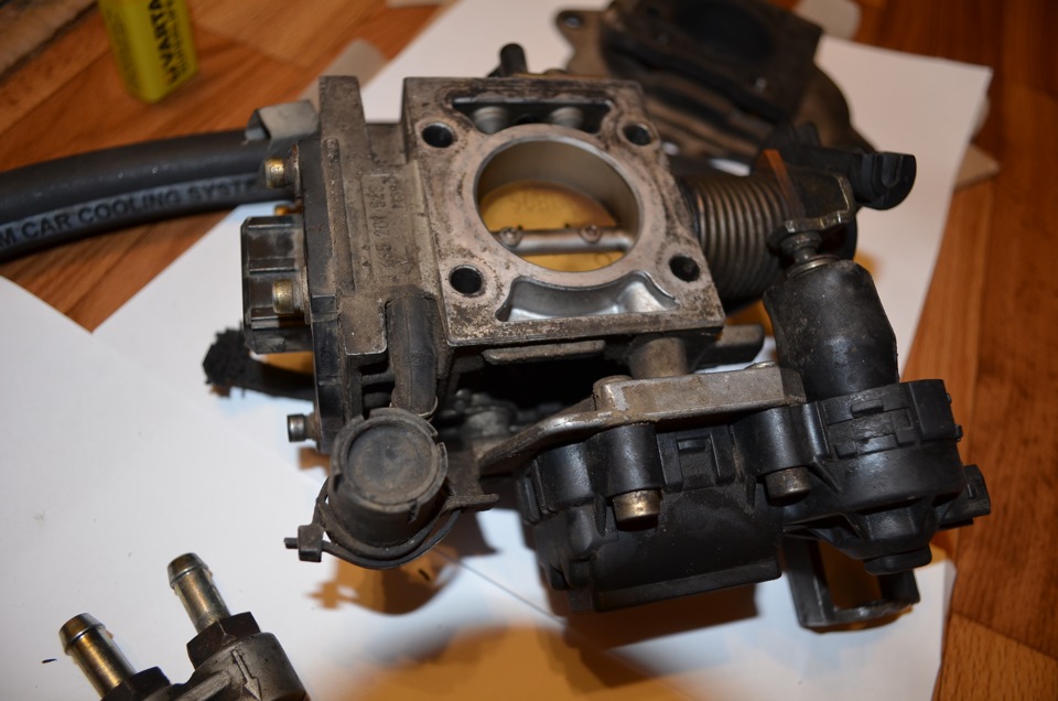 Найден 1 виновник торжества — Volkswagen Vento, 1,8 л., 1992 года ...