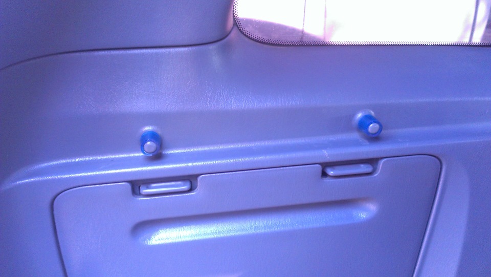 Фото в бортжурнале Toyota RAV4 (II)