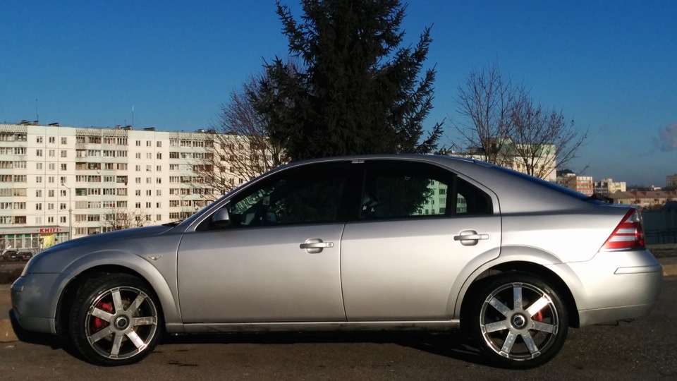 Ford Mondeo «Gray»