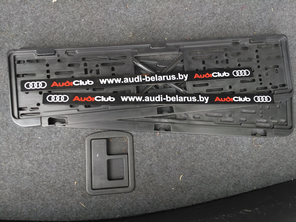 Рамки под номера. Audi Club — Audi A4 (B8), 1,8 л, 2008 года ...