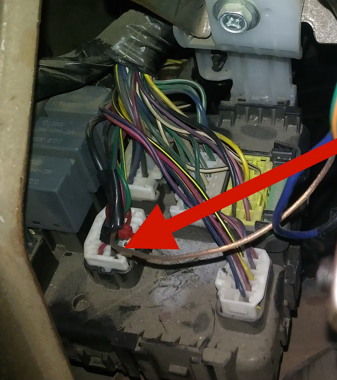 Изменение алгоритма включения топливного насоса — Toyota Matrix (1G), 1 ...