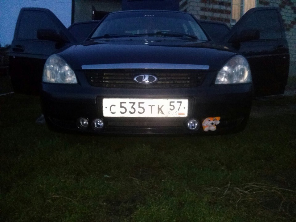 Новая туманка. — Lada Приора хэтчбек, 1,6 л, 2008 года | прикол | DRIVE2