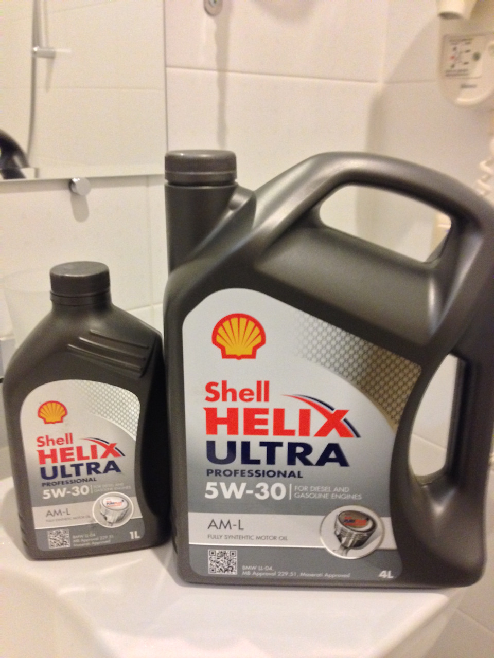 Shell ultra am l. Шелл Хеликс ультра профессионал 5w30. Shell Helix Ultra professional am-l 5w-30. Shell Helix Ultra professional am-l. Shell Helix Ultra 5w30 am-l.